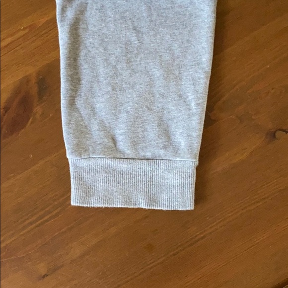 Gray sweatpants - Picture 2 of 2